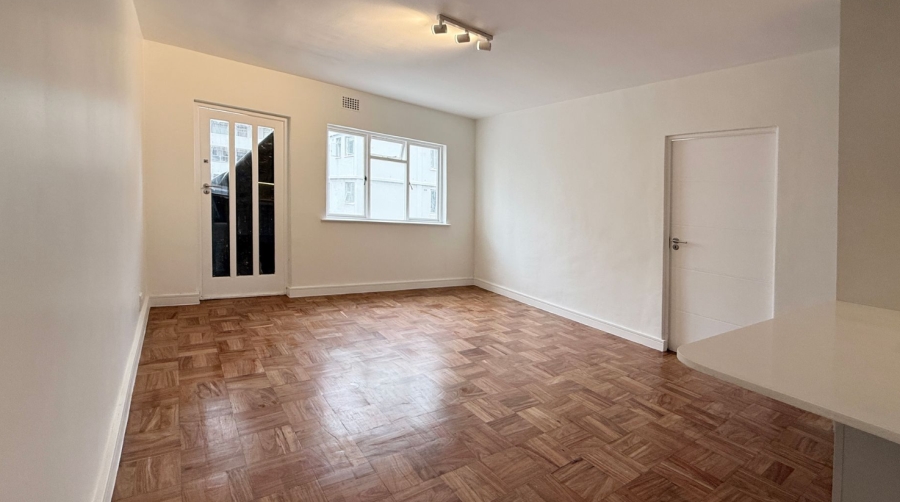 To Let 2 Bedroom Property for Rent in Sea Point Western Cape